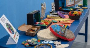 Alunos de curso técnico conhecem processo de reciclagem de bitucas